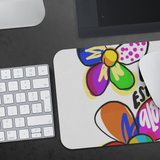 MOUSEPAD_NO_ESTAS_ALONE_Lifestyle_Mockup.png